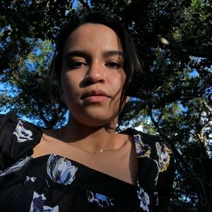 Meet your Posher, Marcela